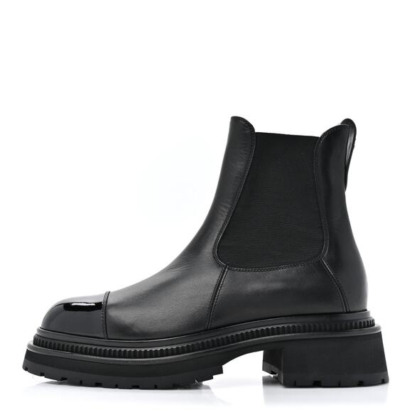 Chanel NIB 22A Black Calfskin Patent Cap Toe Pull On Chelsea Ankle Boots 42 NEW - Picture 1 of 11